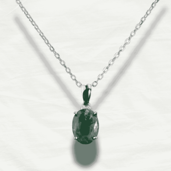 Elegant Natural Emerald Pendant Necklace - Odds & Ends Novelties