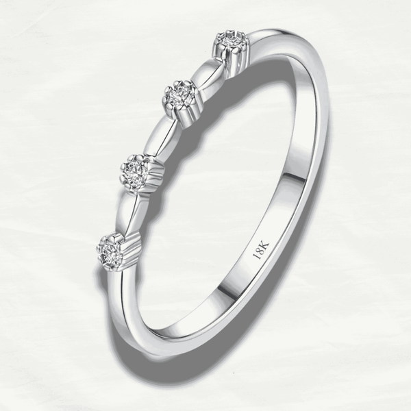 Classic 18K White Gold Diamond Floral Ring