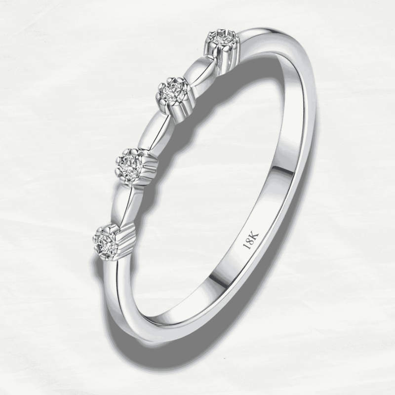 Classic 18K White Gold Diamond Floral Ring